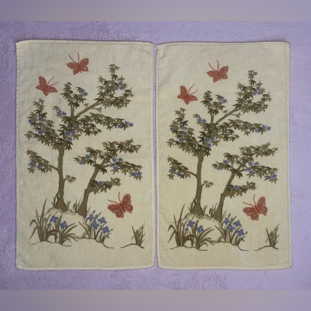(2) Vintage Montgomery Ward Style House Butterflies & Trees Hand Towels Cream